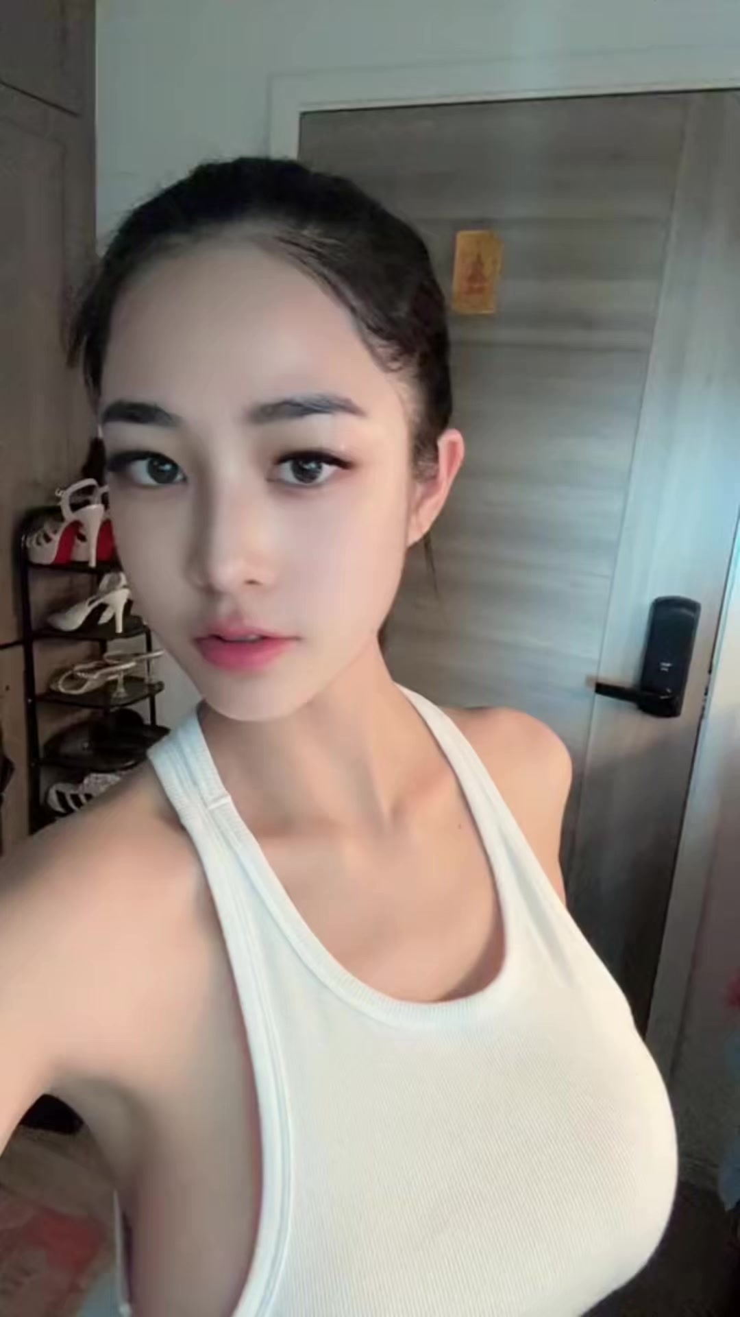 @n.kyn