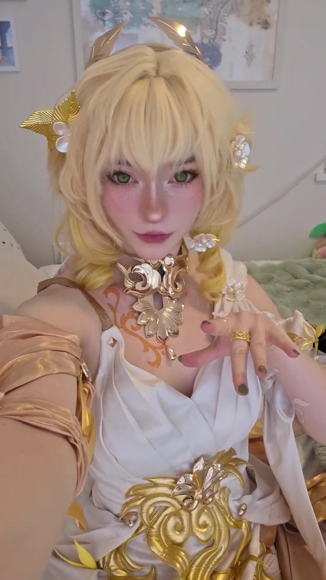 @Celebi