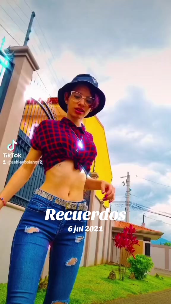 @Ash Gonz&aacute;lez 🏳️&zwj;🌈