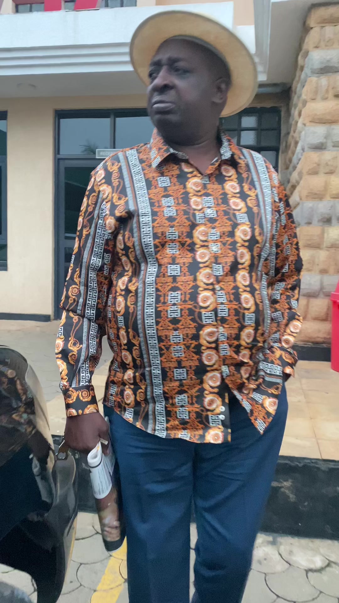 @Bazenga047