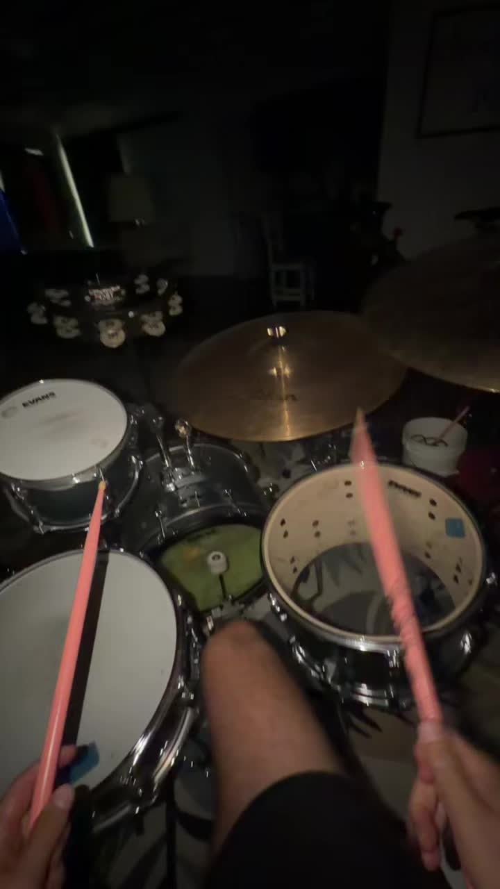 @Law_drums