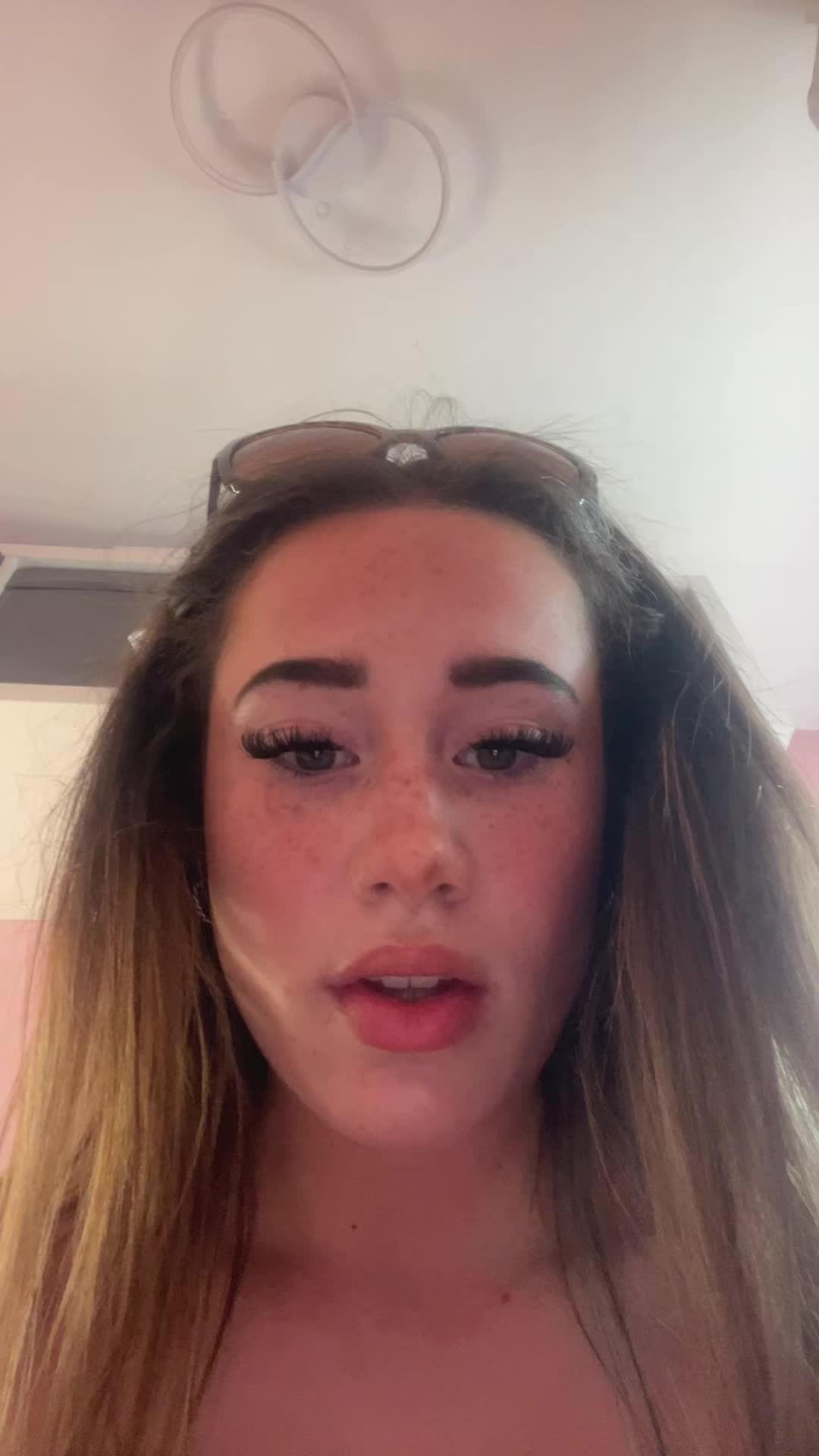 @𝐦𝐢𝐚-𝐦𝐨𝐨👑🤎