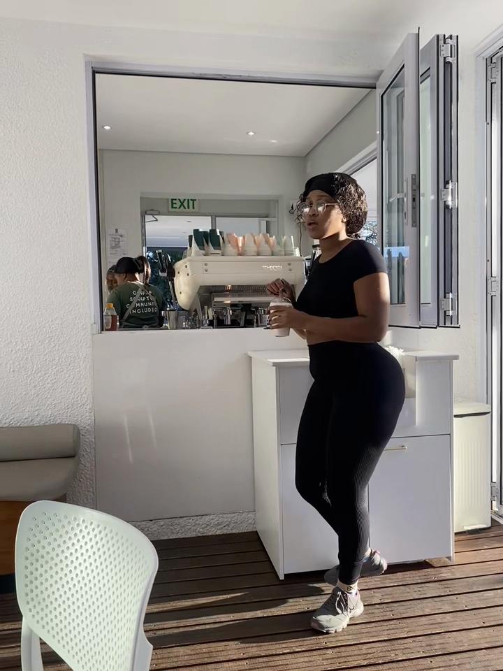 @Bhongo👸🏻🇿🇦