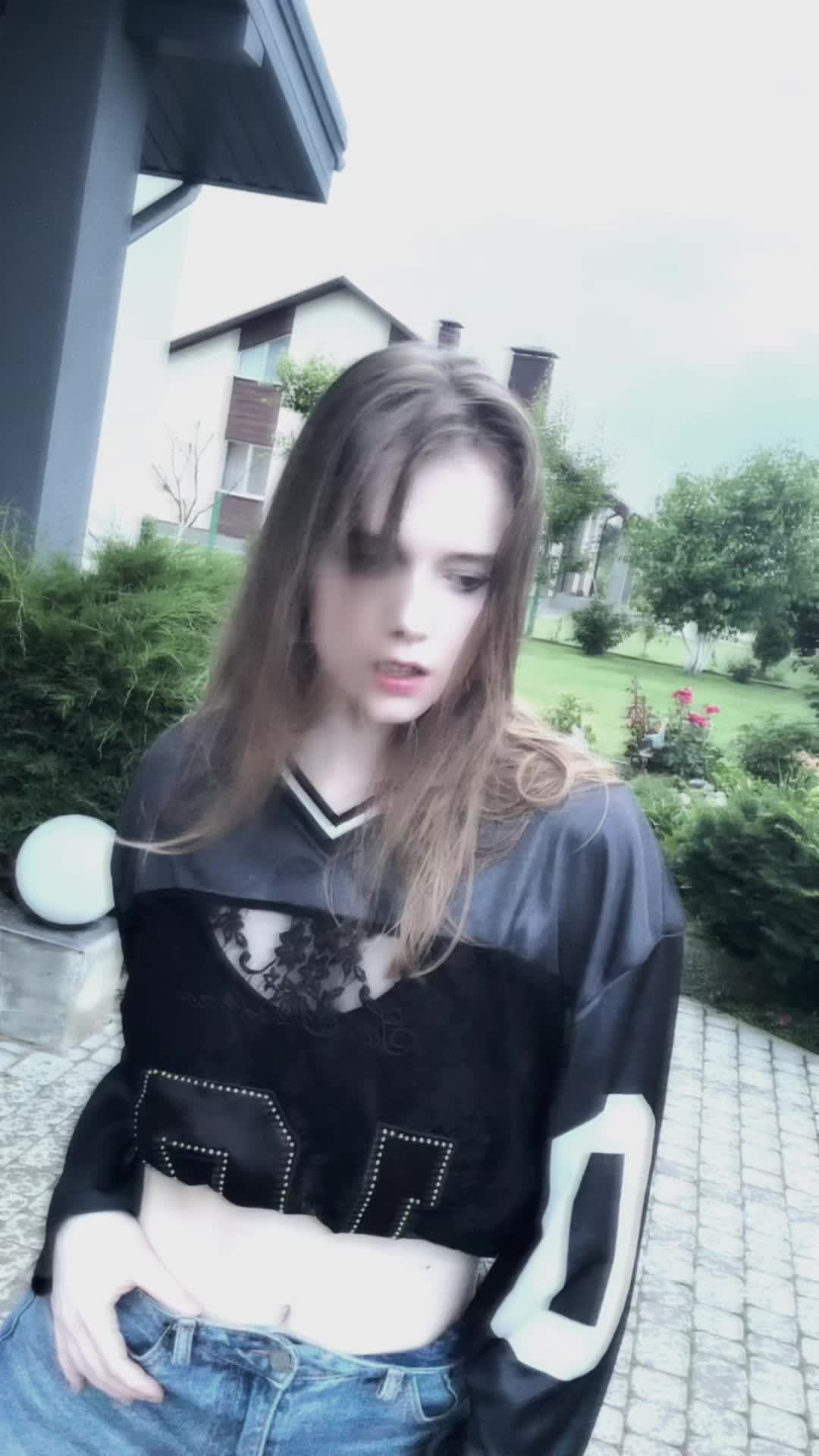 @Alisa