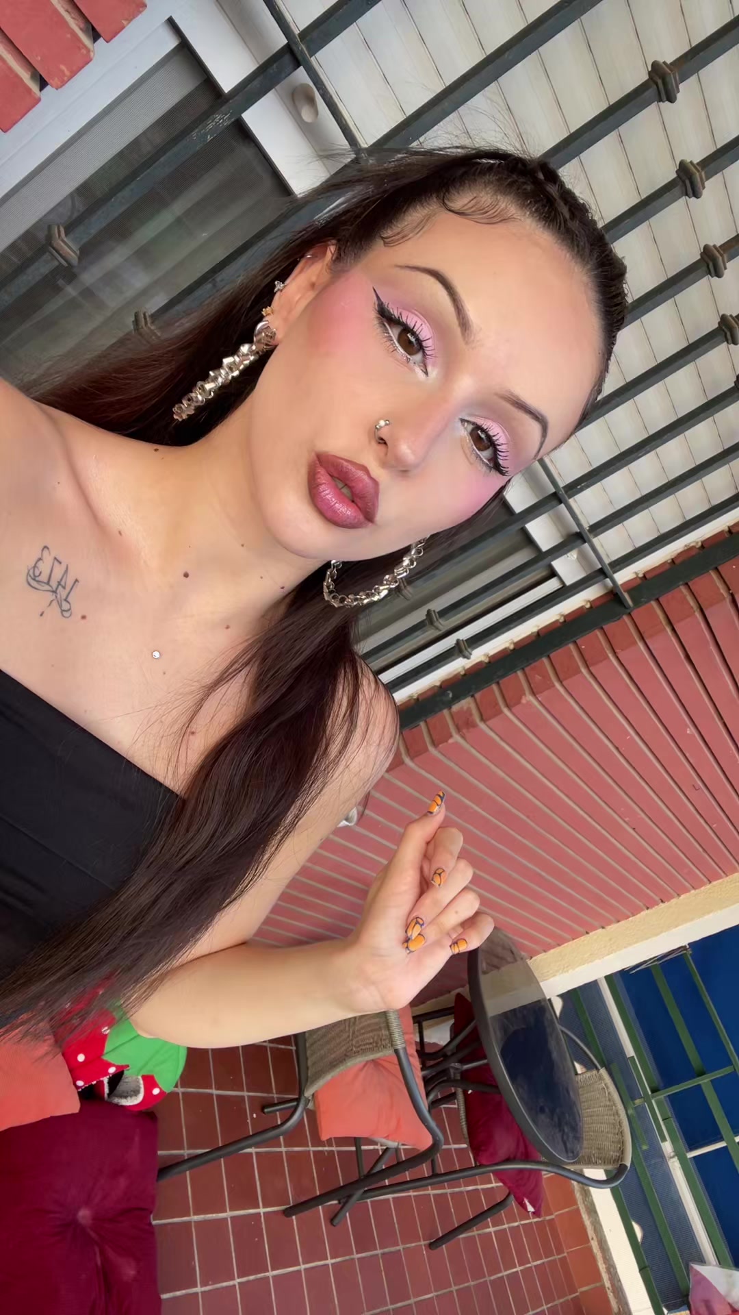 @🐰