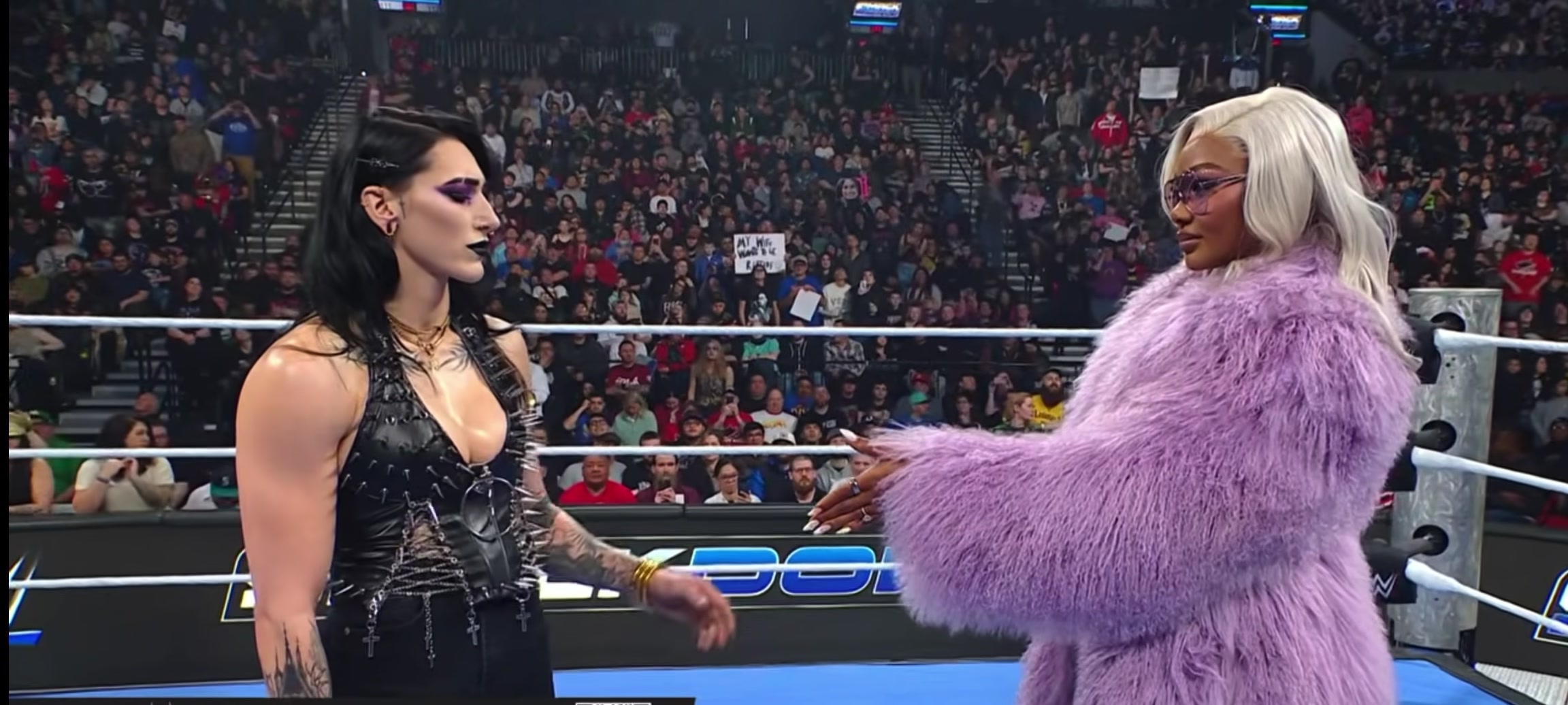 @Fan_Girl_Of_WWE’xo