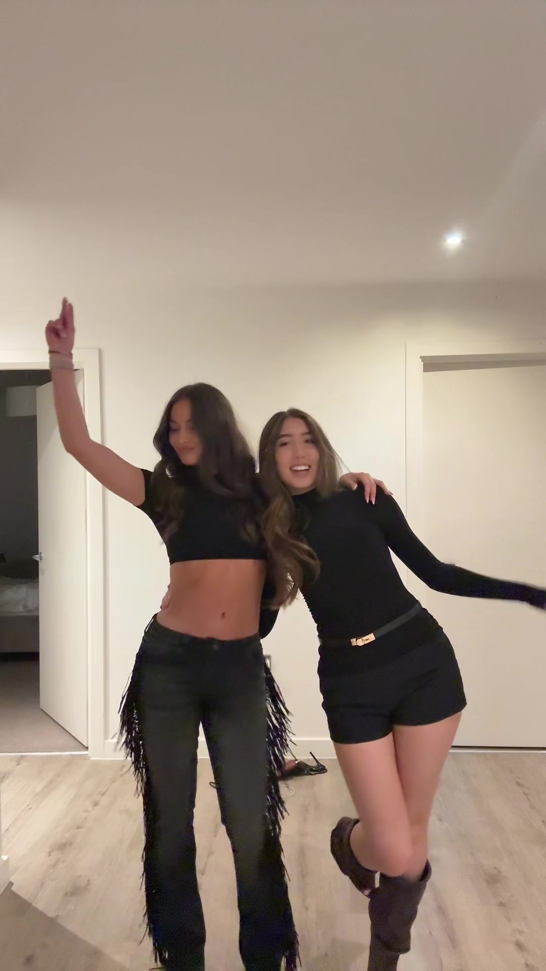 @Ela
