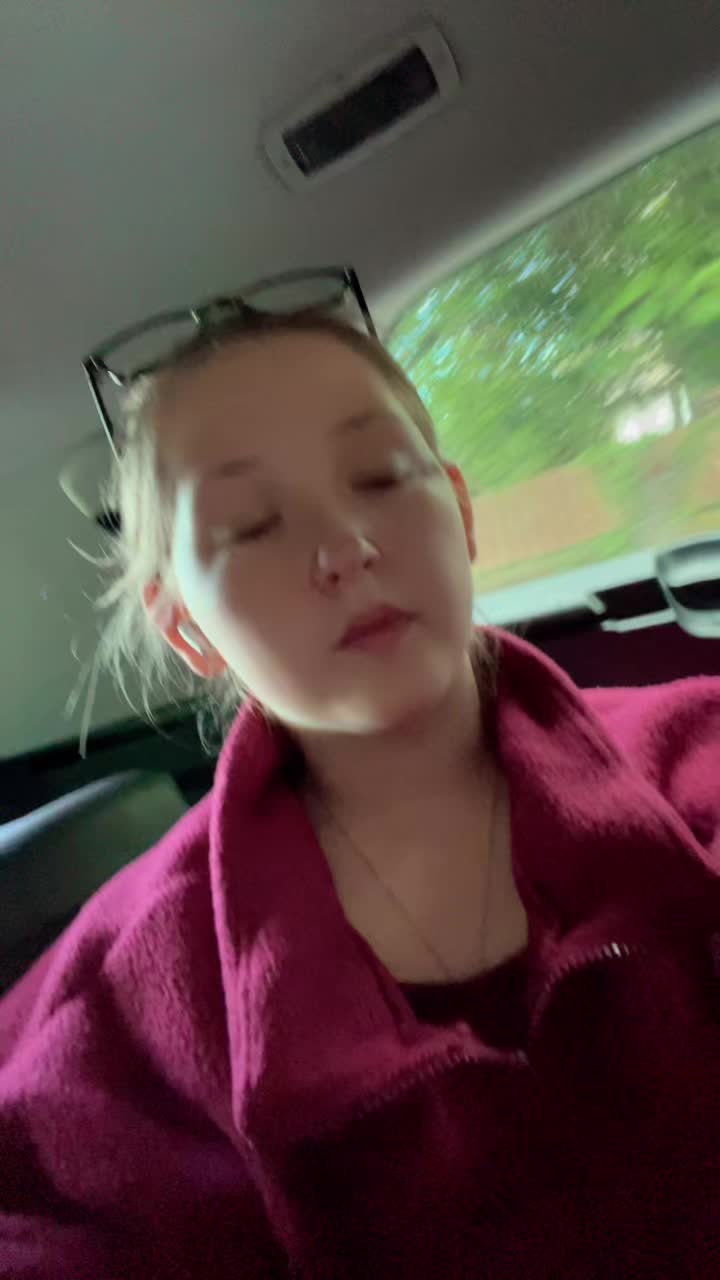@Elizabella