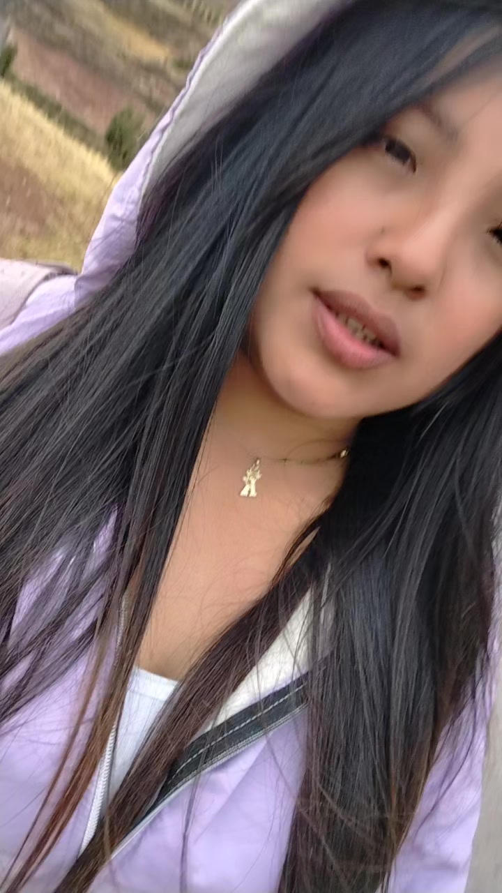 @👑Liz🖤💜