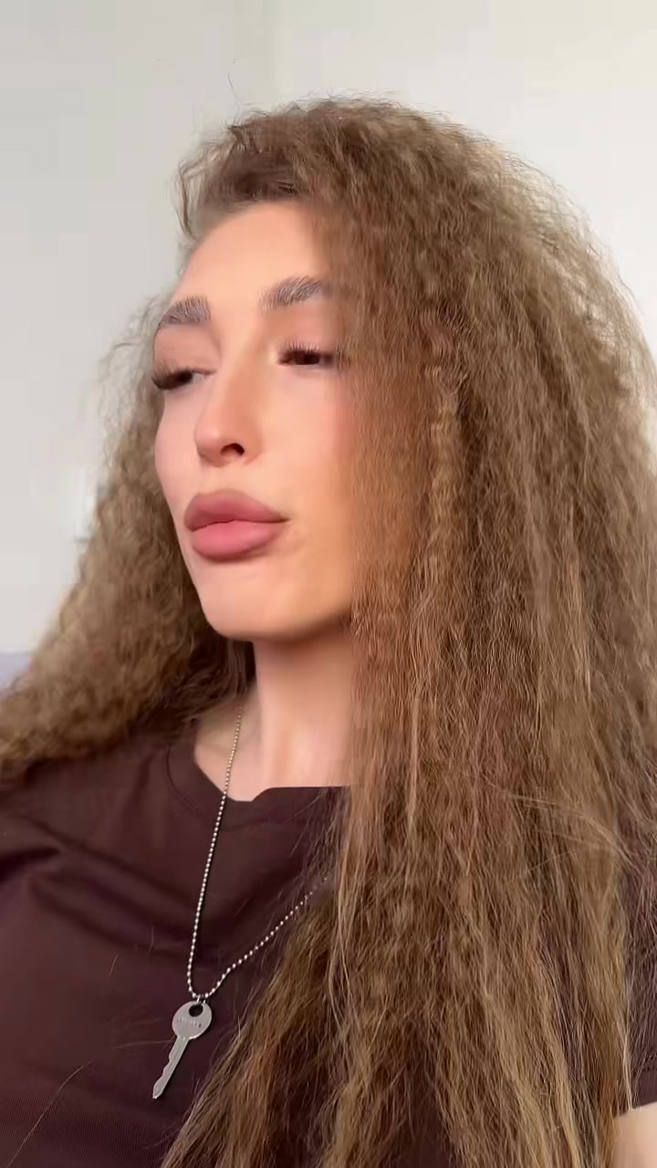 @Anlina_W