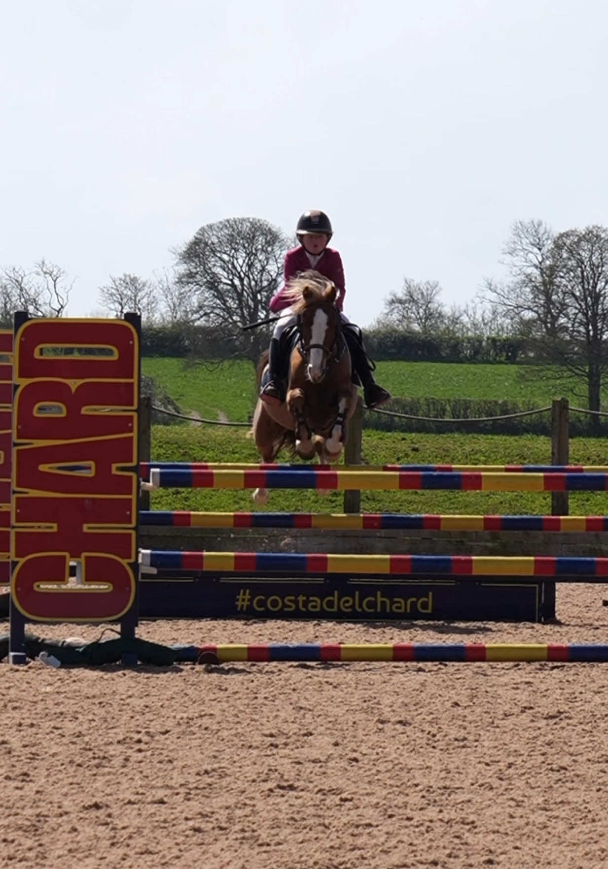 @Jumping With Ivy