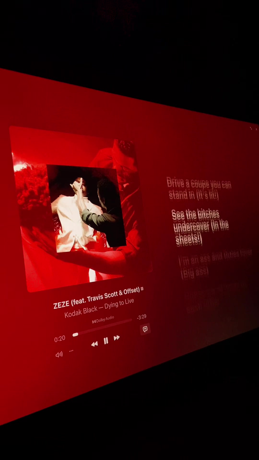 @🎶glow lyrics🎶