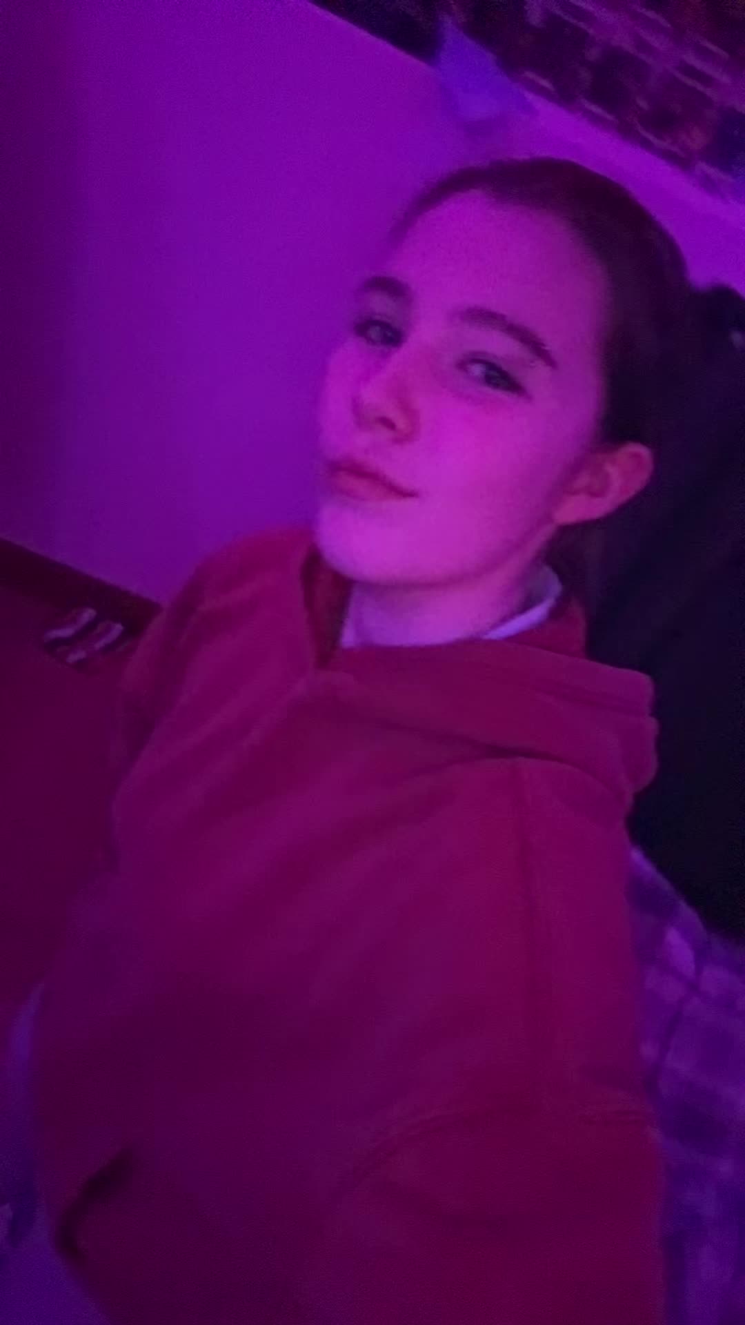@R 🎱