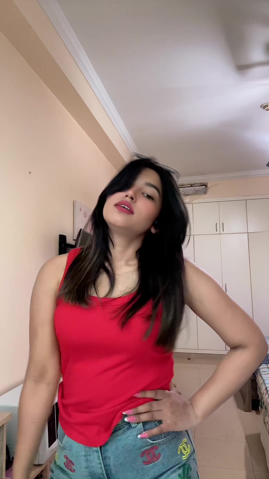 @Aliza rasaily 😍😍🇳🇵to 🇦🇪