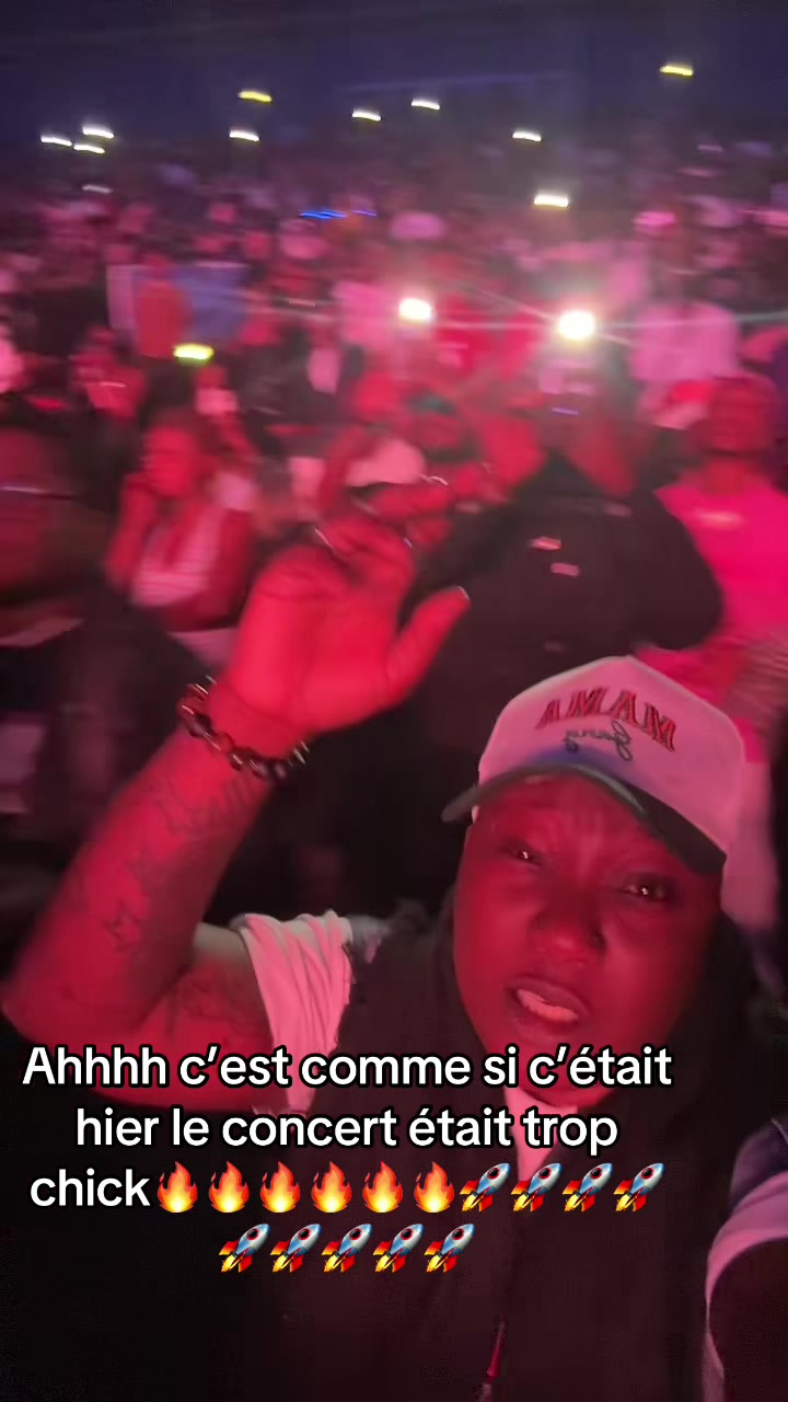 @Etoile DE LONDRE๐๐จ๐ฎ๐๐ณ๏ธ๐