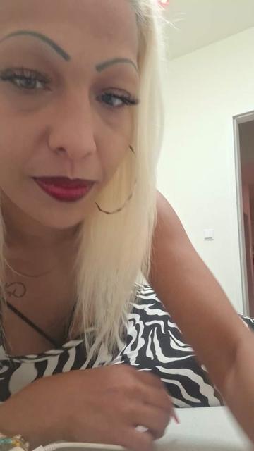 @Romanii Shej Nikoletta