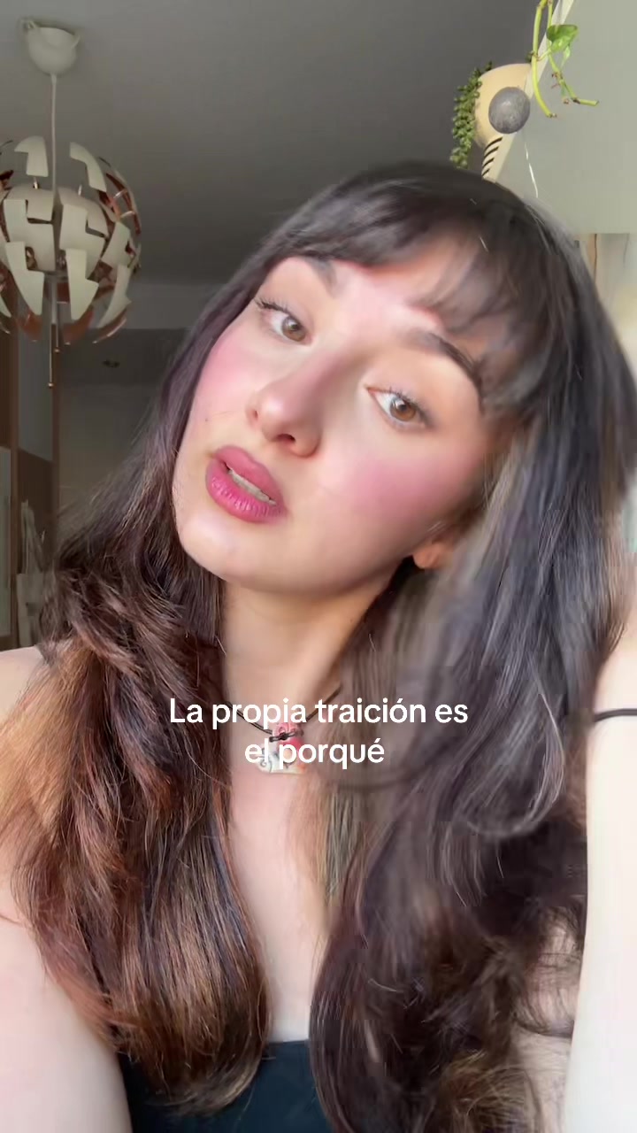 @Claudia 🌙