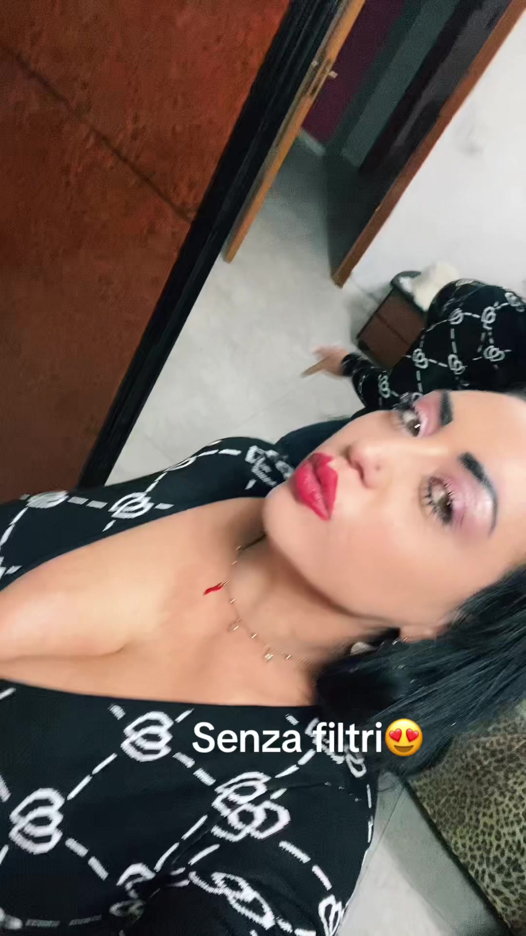 @Maria official❤️👑🎤e Sabrina