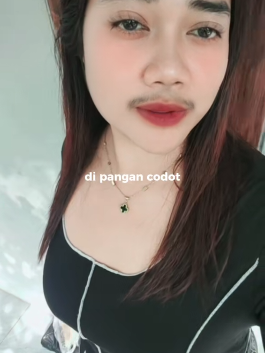@Vhia Shopia Kacida🍑