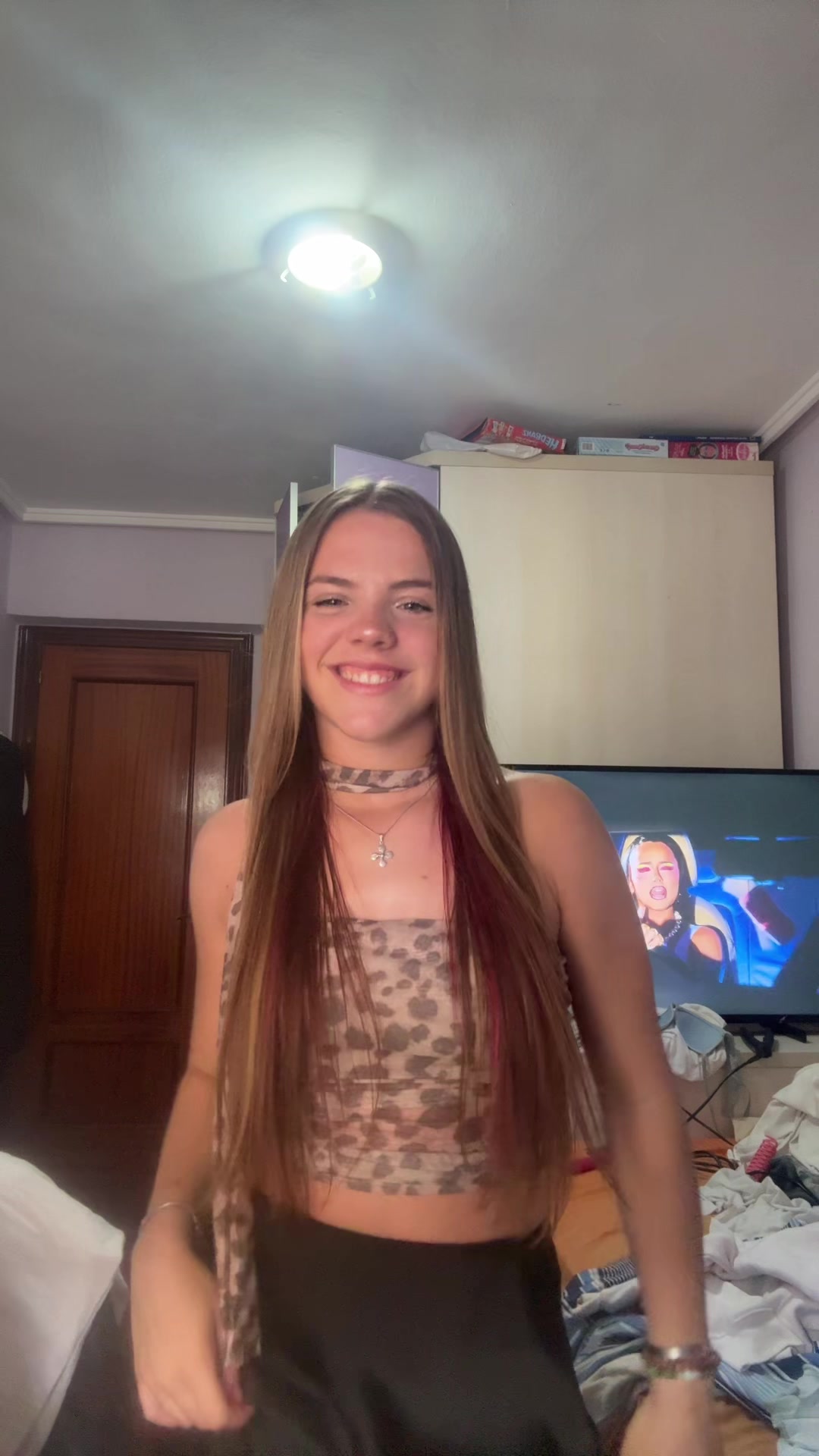 @Ainara