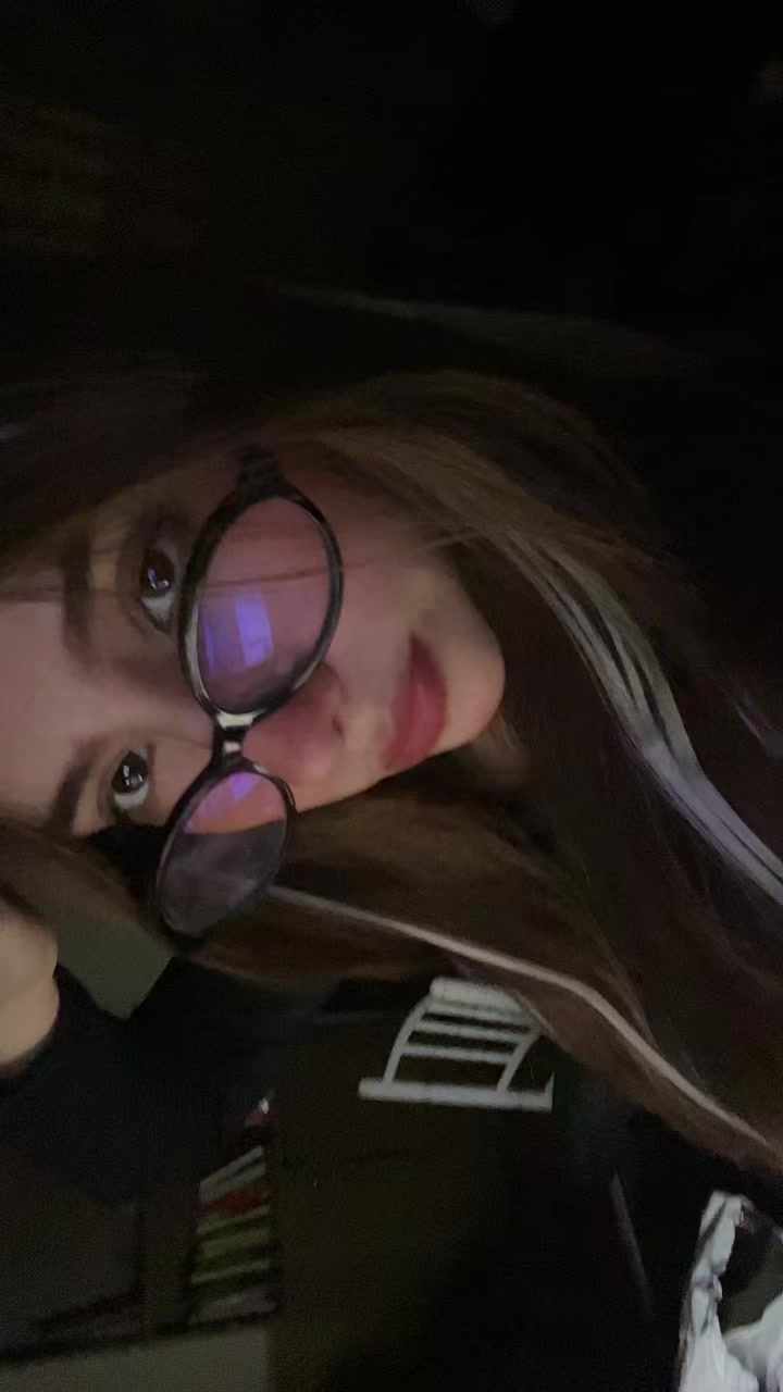 @bruu 𖦹