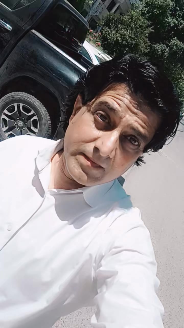 @I AM SHAH