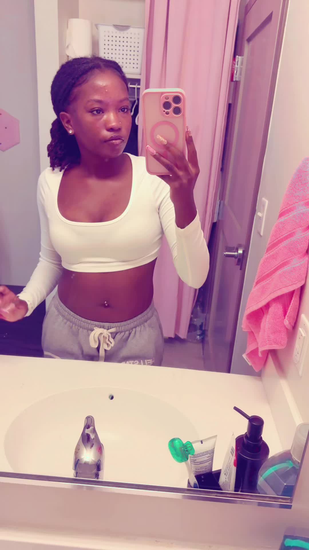 @Raaaeeeee