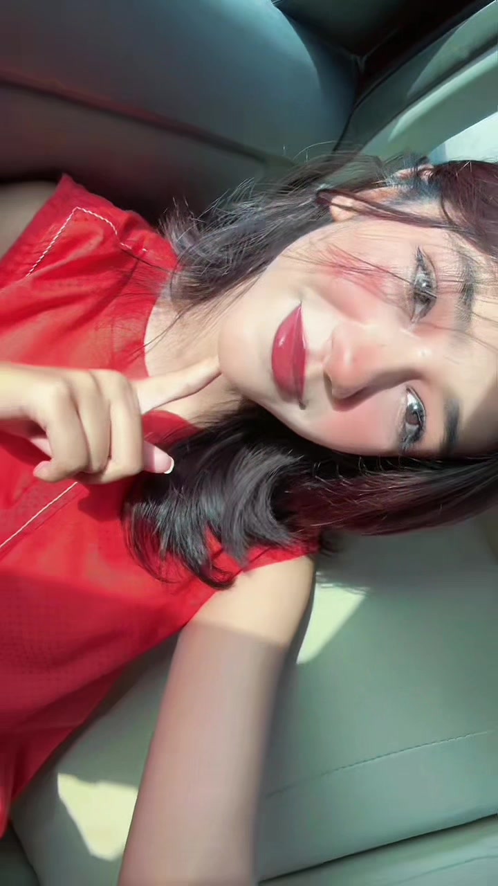 @Momielive_