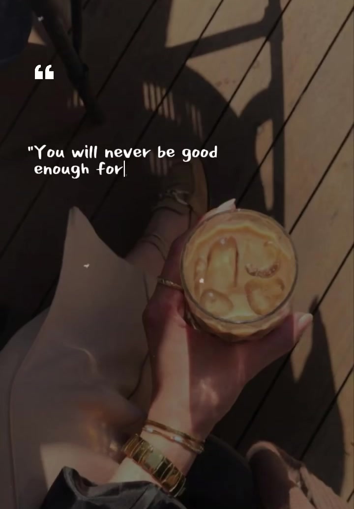 @Moons/Monika