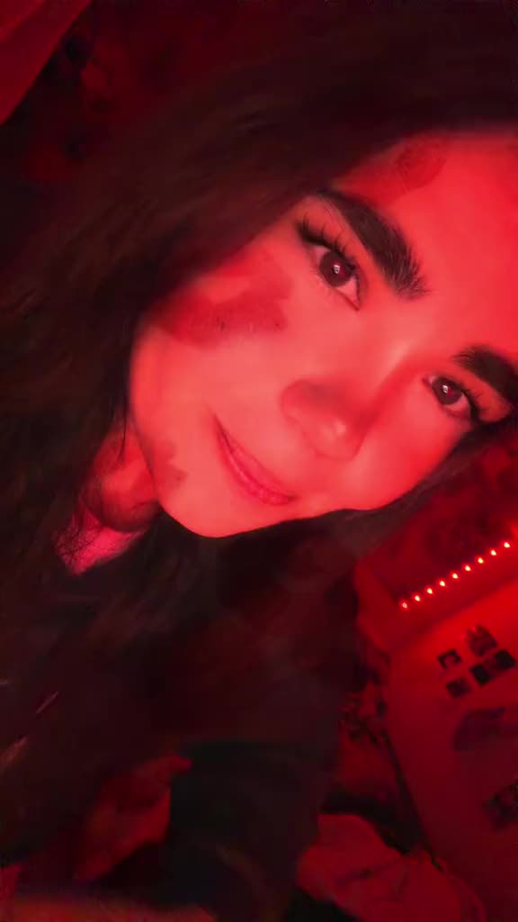 @WlwđŠđťâ¤ď¸đđŠđťđ
