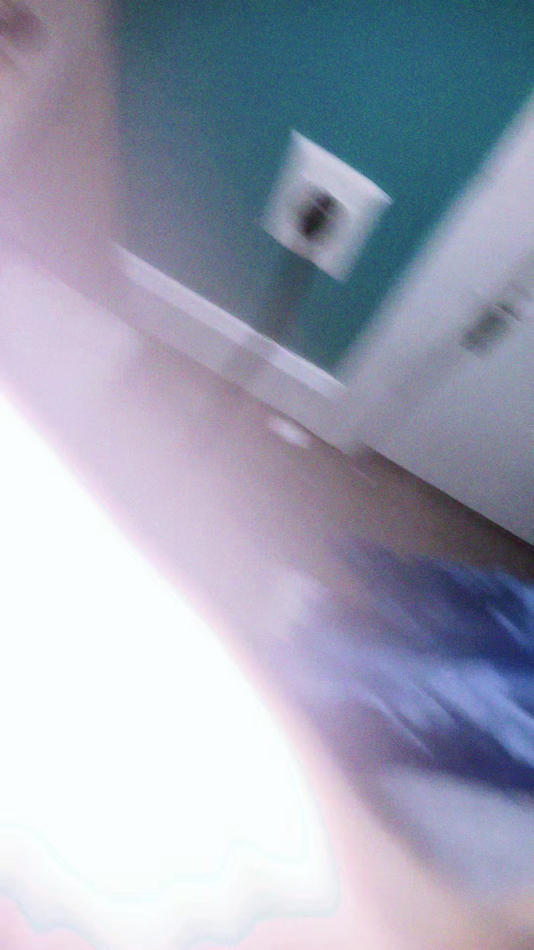 @єум&iota;*