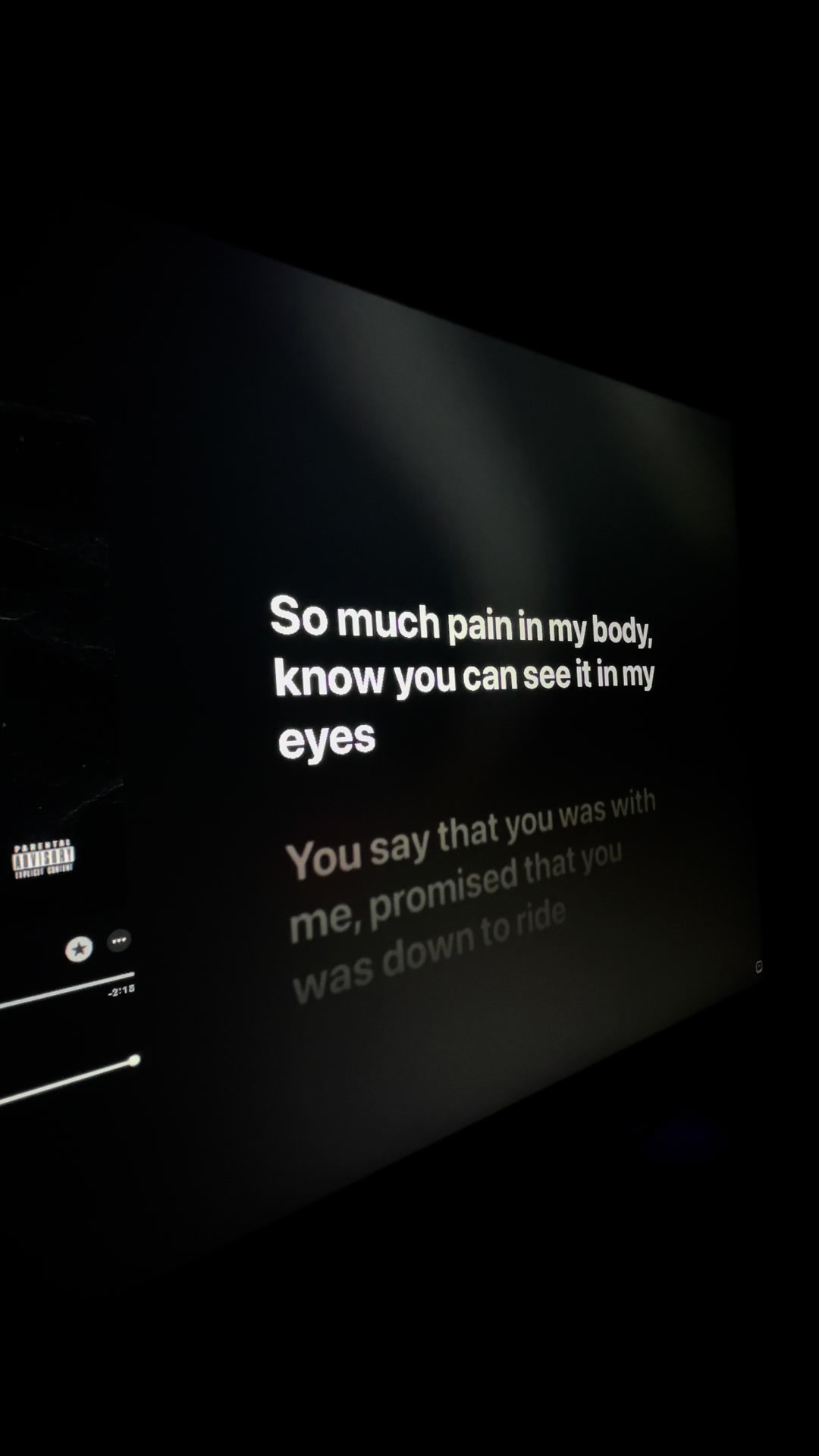 @🎧