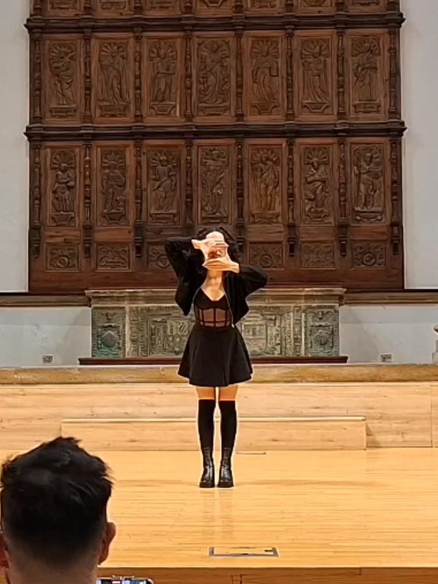 @Elvira