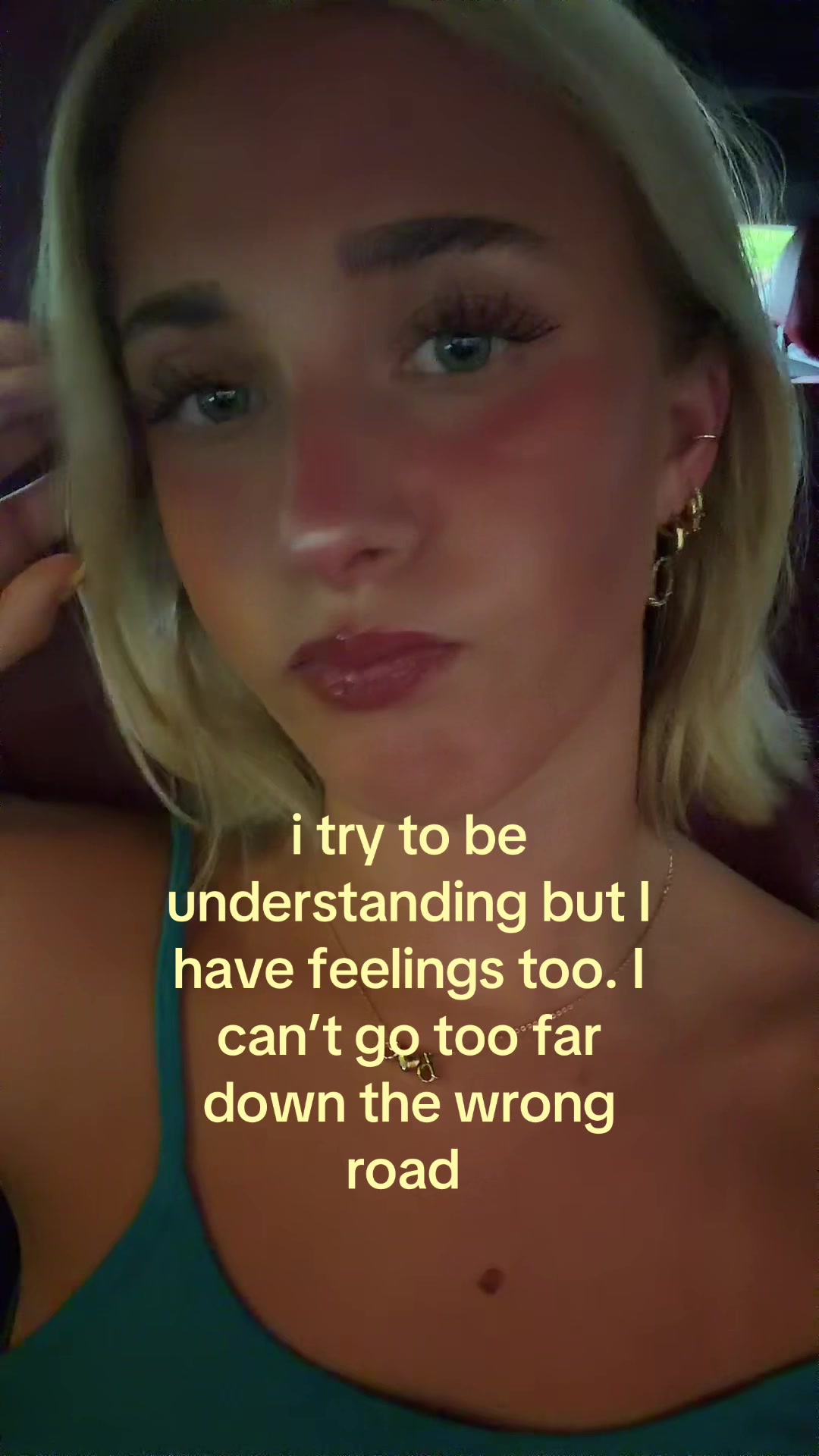 @theelliebarker
