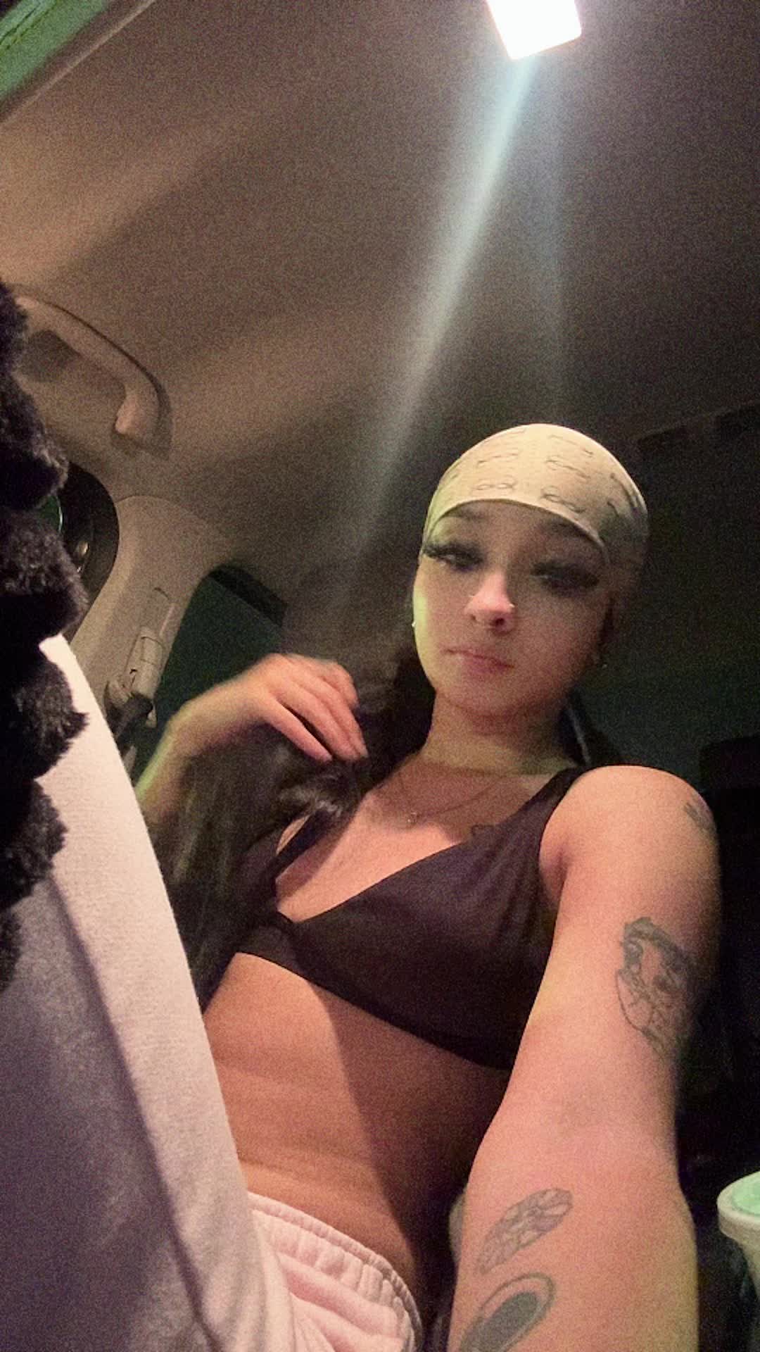 @yannie