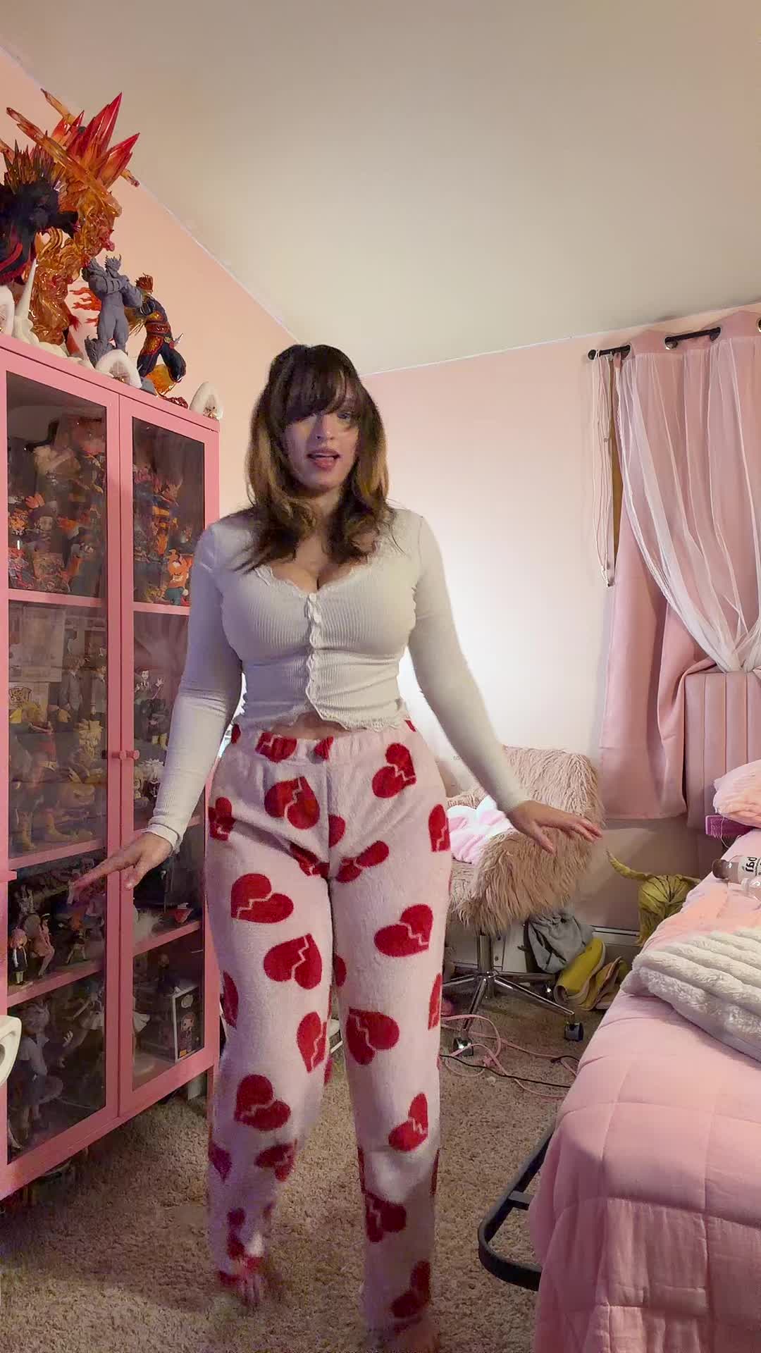 @shroomypixy