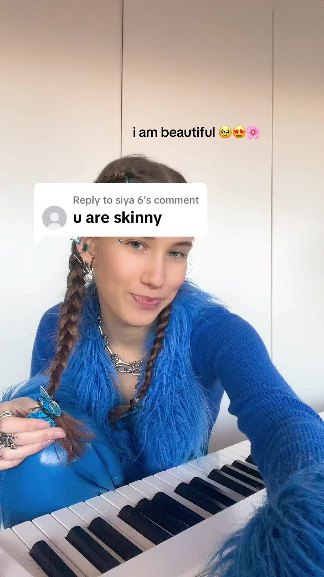 @RoZe🦋