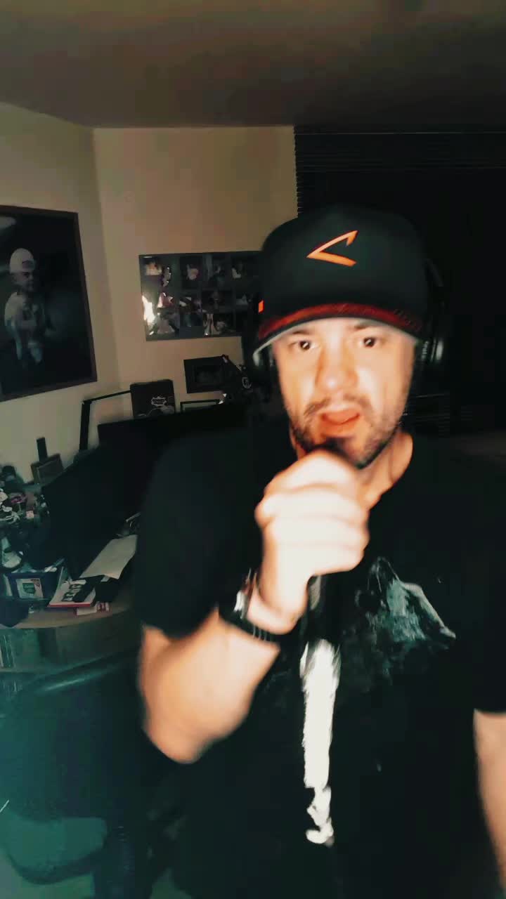 @Leomon