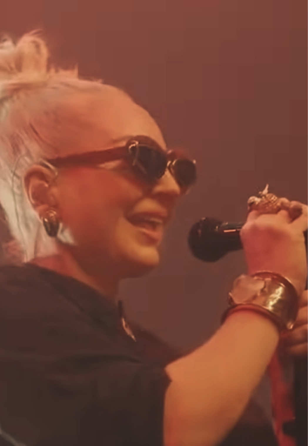 @Sia
