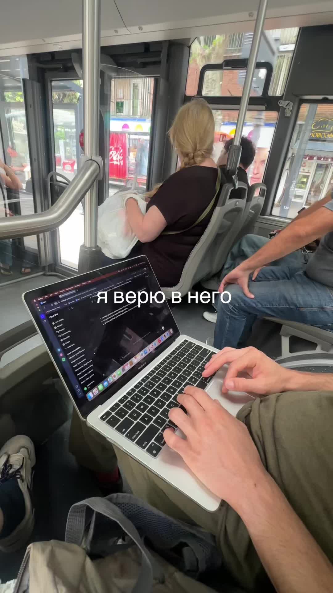 @Полина 🕉️