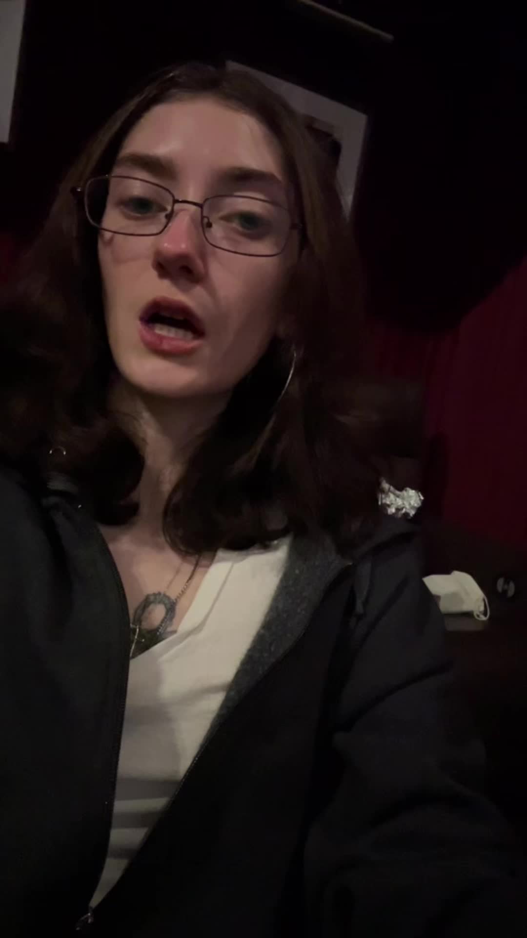 @veronica