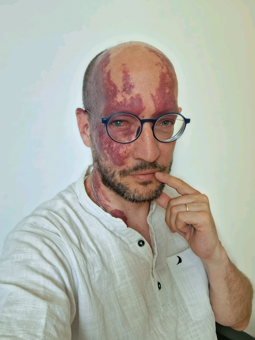 @Fran&ccedil;ois R&eacute;gis Reporter