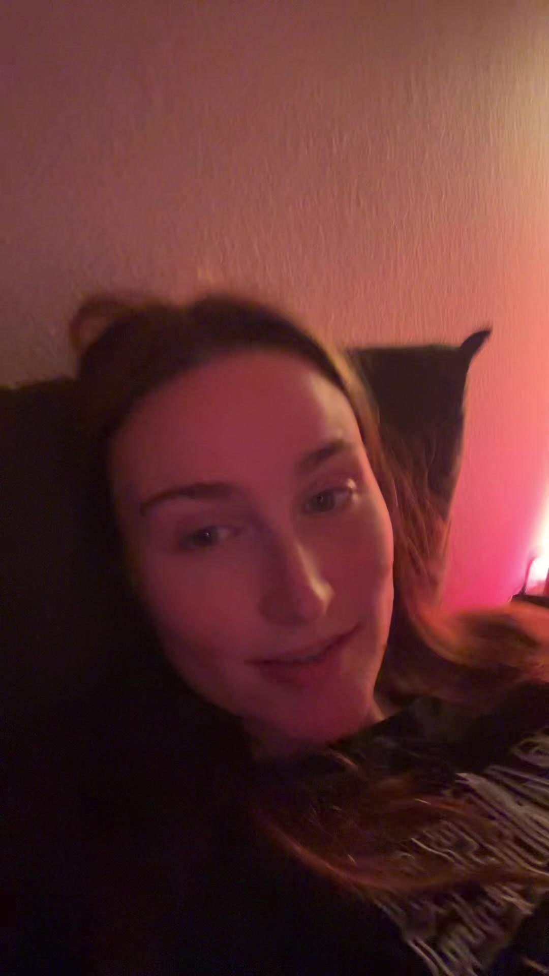 @lo