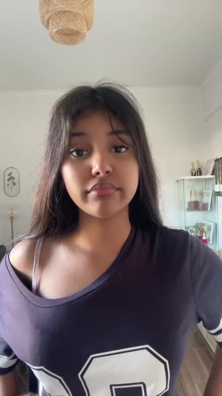 @Imaan🎀
