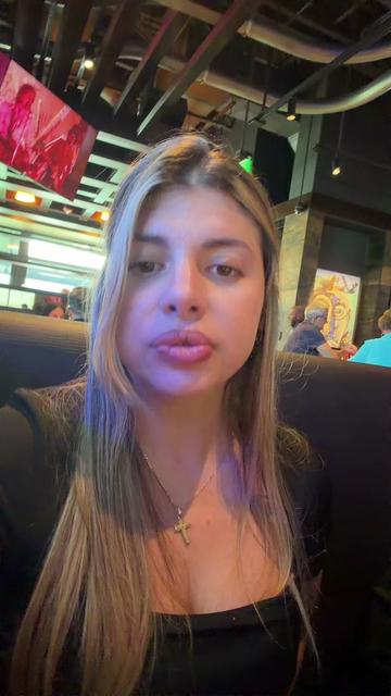 @Viviana
