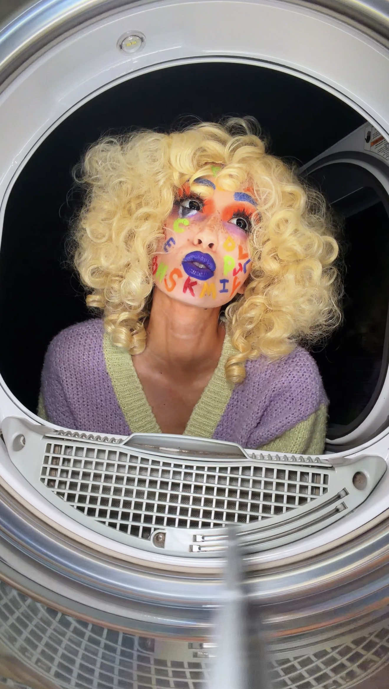 @ALEXLUVSMAKEUP 🫧