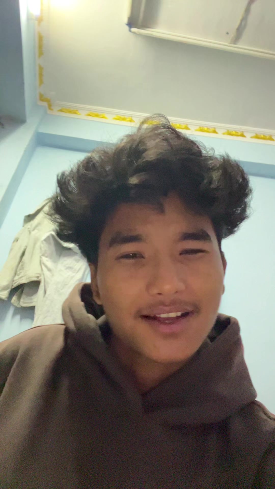 @अजय