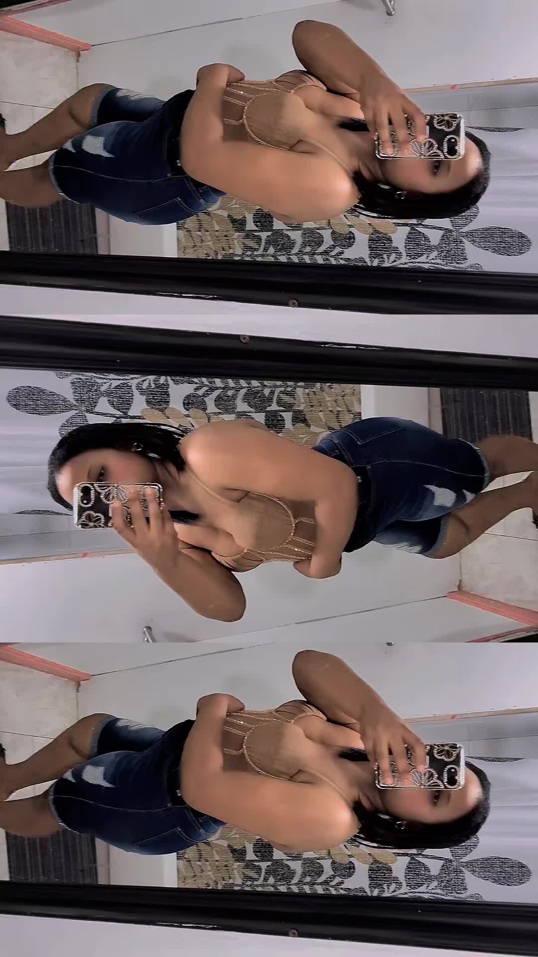 @Evely