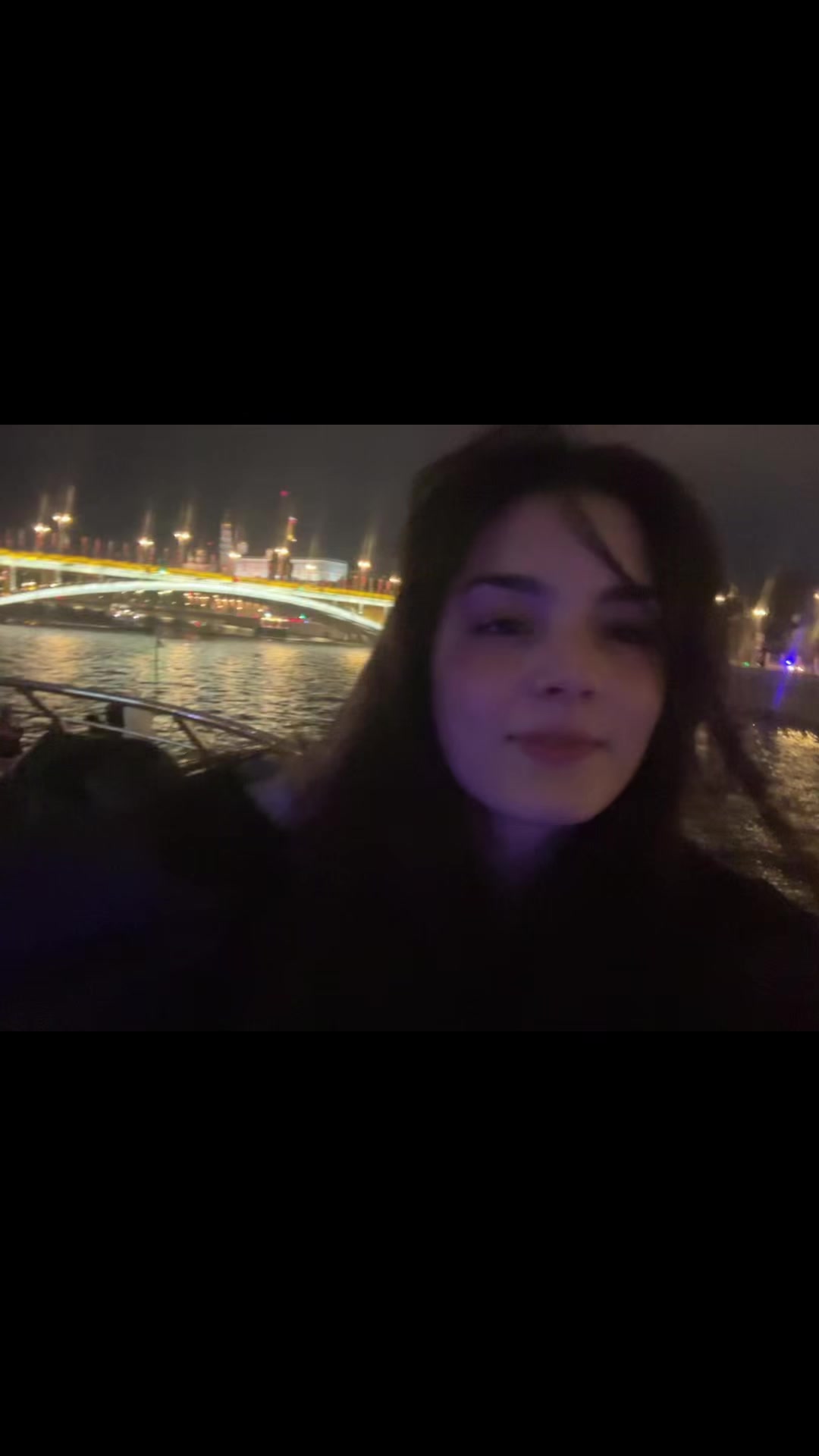 @vikueeess