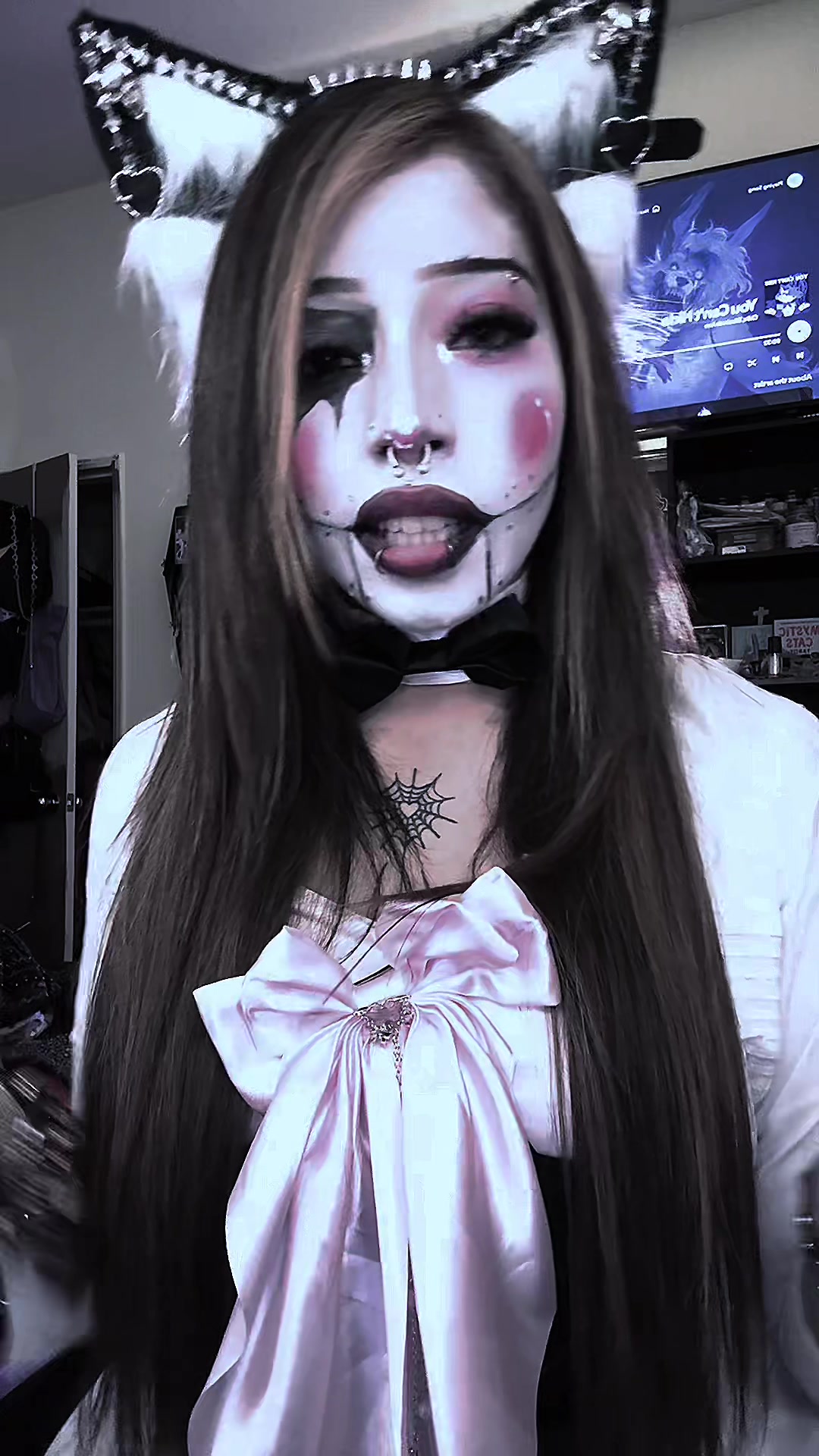 @Ghostie